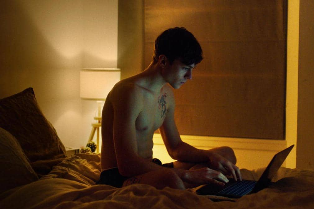 Ruaridh Mollica dalam film Sebastian