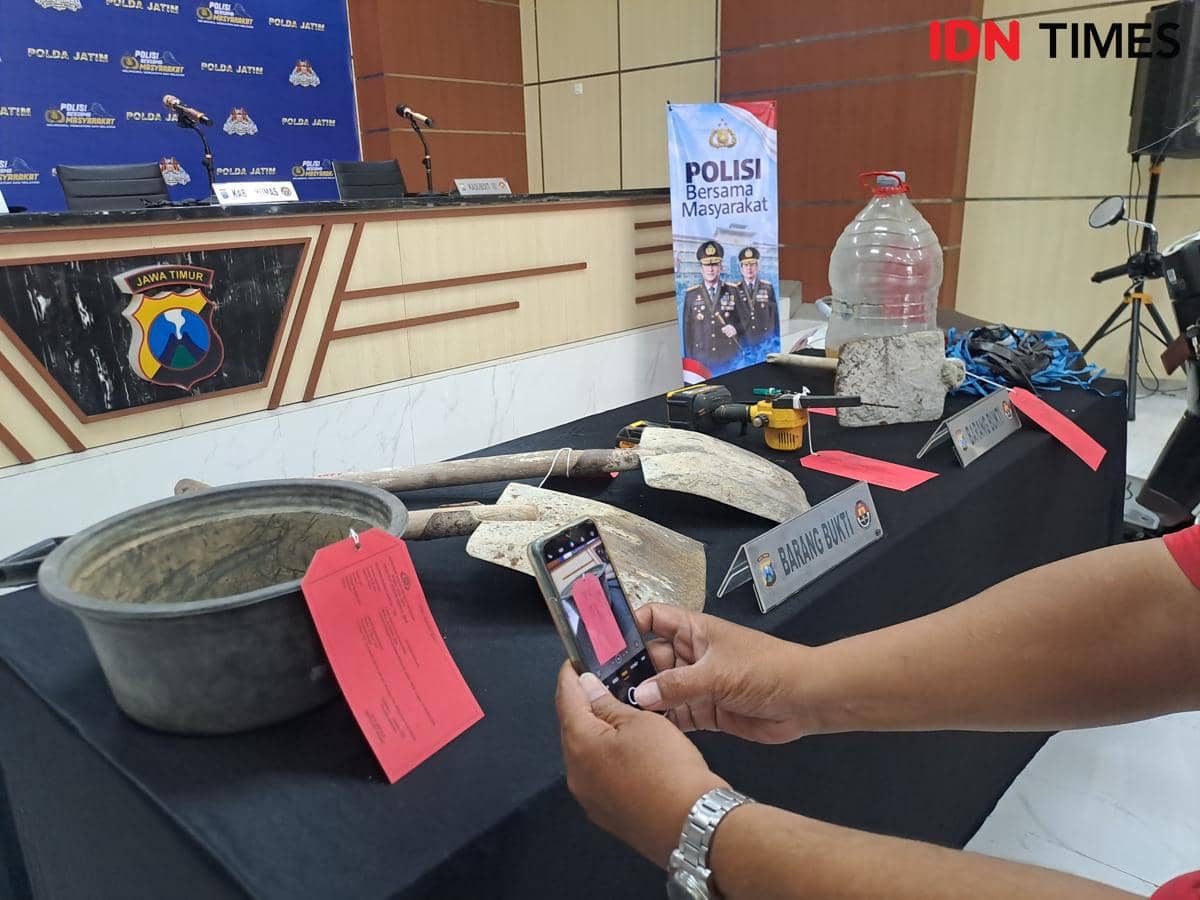 Penampakan Alat Pembunuhan Mutilasi Ibu dan Anak di Madiun