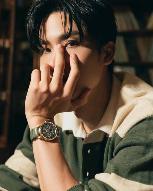 OOTD Pakai Jam Tangan ala Tay Tawan