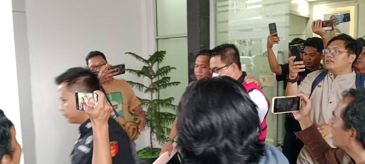 Press rilis penetapan tersangka kasus korupsi pekerjaan lampu jalan di kota Palembang tahun 2025