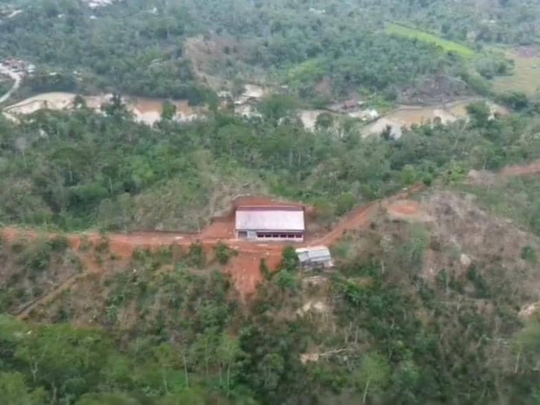 Potret udara penampakan bangunan KDMP di jalur Trabas Pekon Marga Jaya, Kecamatan Pagar Dewa, Kabupaten Lampung Barat