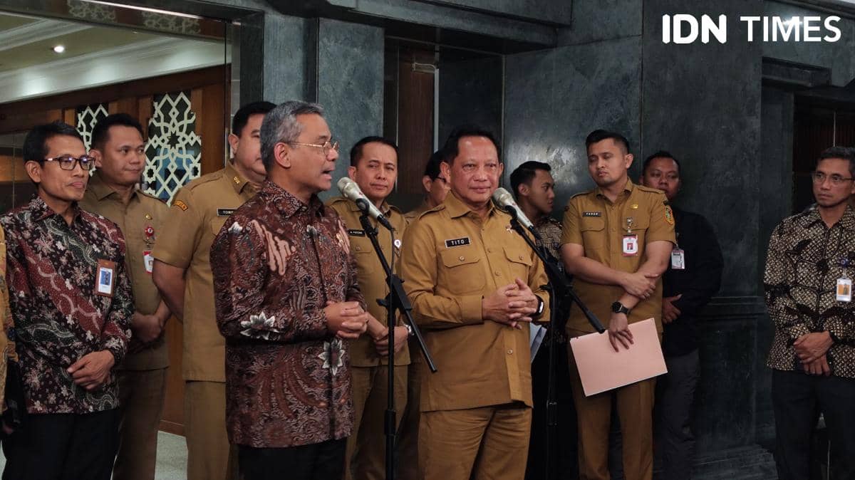 Mendagri-Menkeu Rapat Bahas Biaya Bencana Sumatra-Daerah Kesulitan Fiskal