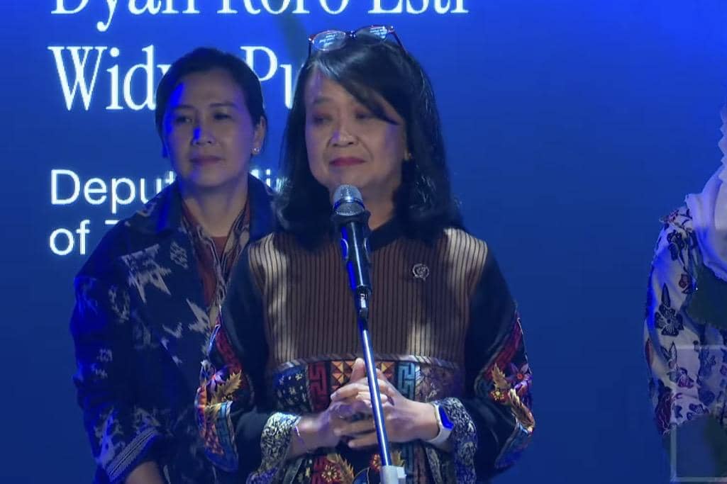 Wakil Menteri Pekerjaan Umum Diana Kusumastuti berbicara tentang kesempatan merata bagi kreativitas.
