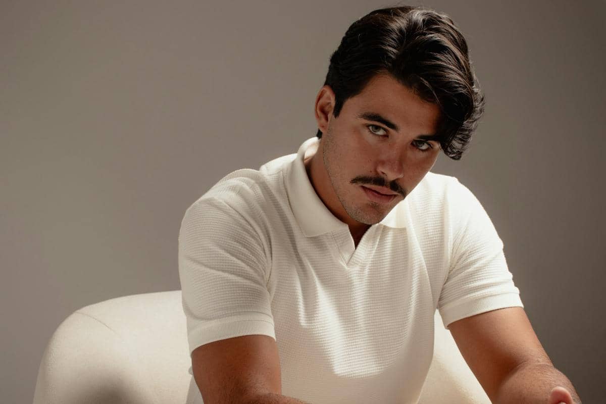 5 Fakta Gaya Kumis Chevron, Ciri Khas Maskulin yang Kembali Dilirik