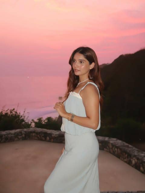 Juhi Bhatt