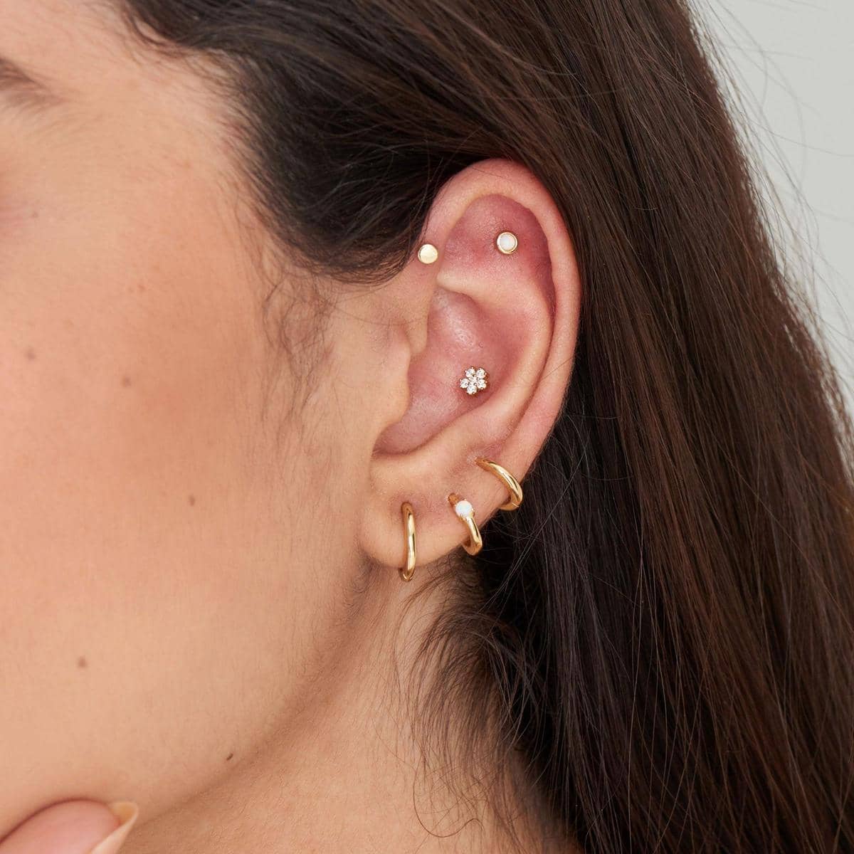 Ilustrasi anting 