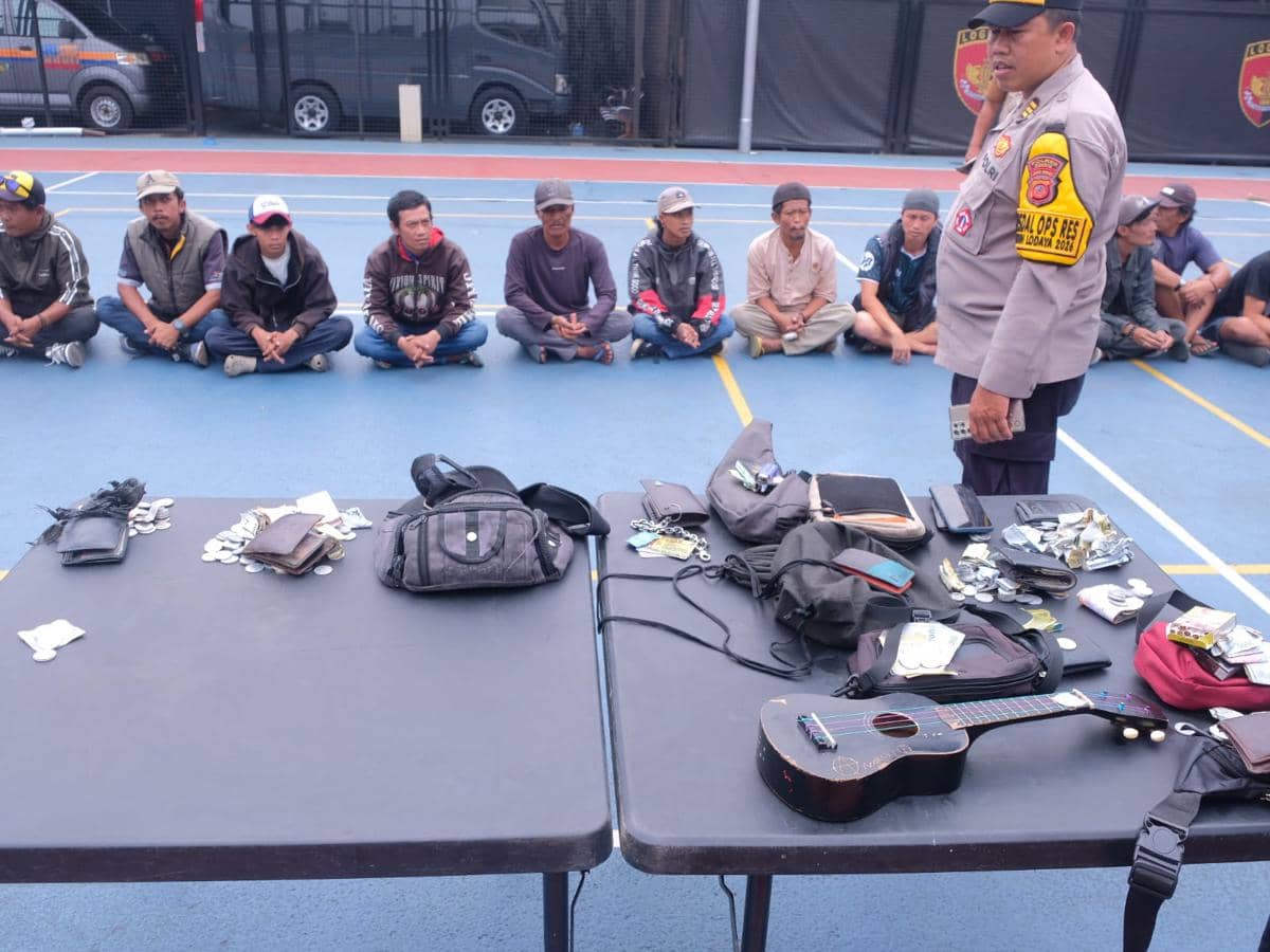28 Orang dalam Operasi Pemberantasan Premanisme di Cimahi
