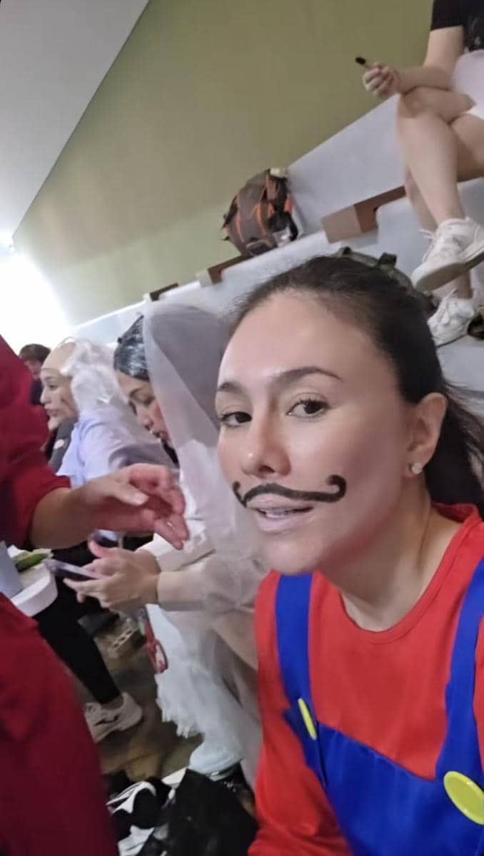 Wulan Guritno merayakan Halloween 2026 melalui unggahan Instagram pribadinya dengan nuansa pesta kostum.