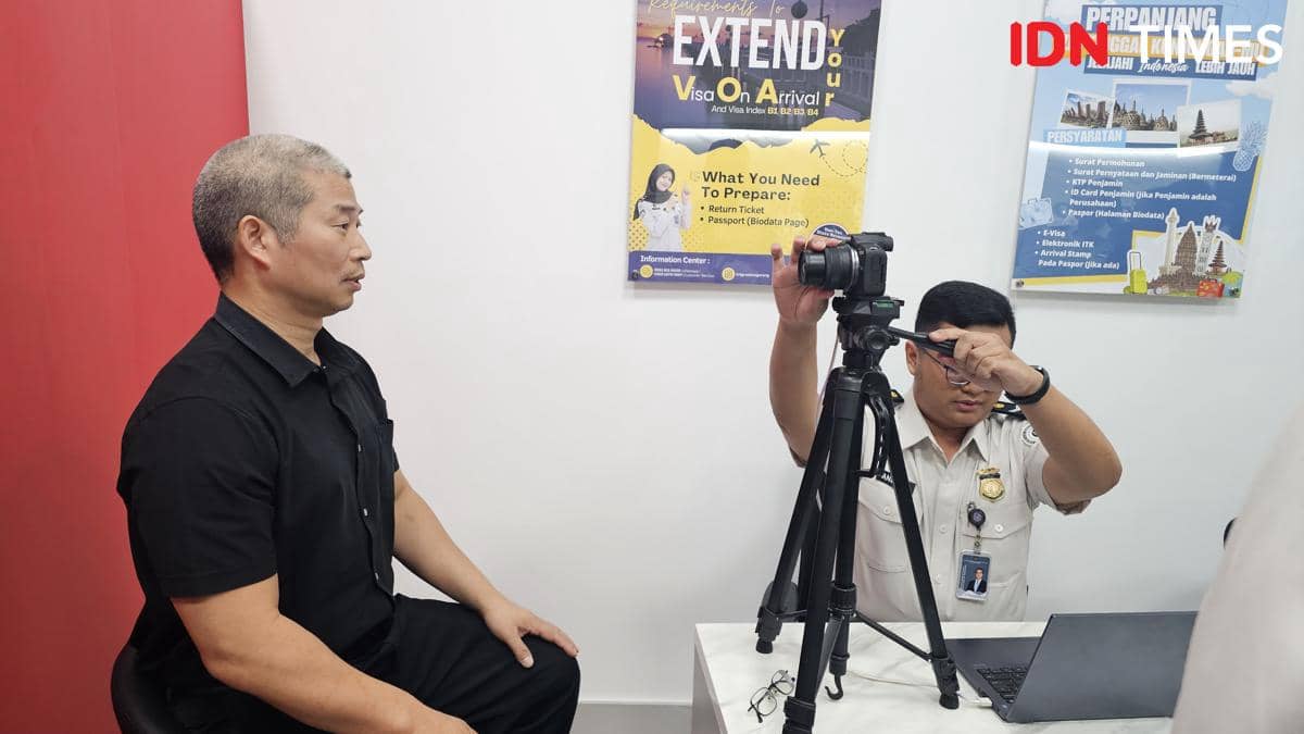 Dirjen Imigrasi Hendarsam Marantoko meresmikan 254 Beranda Imigrasi di seluruh Indonesia dalam acara peluncuran.
