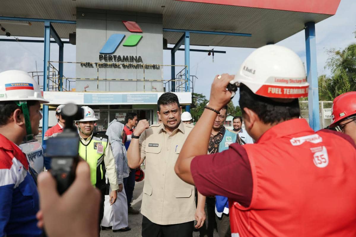 Antisipasi Kelangkaan BBM Saat Nataru, Bobby Tinjau Pertamina di Nias