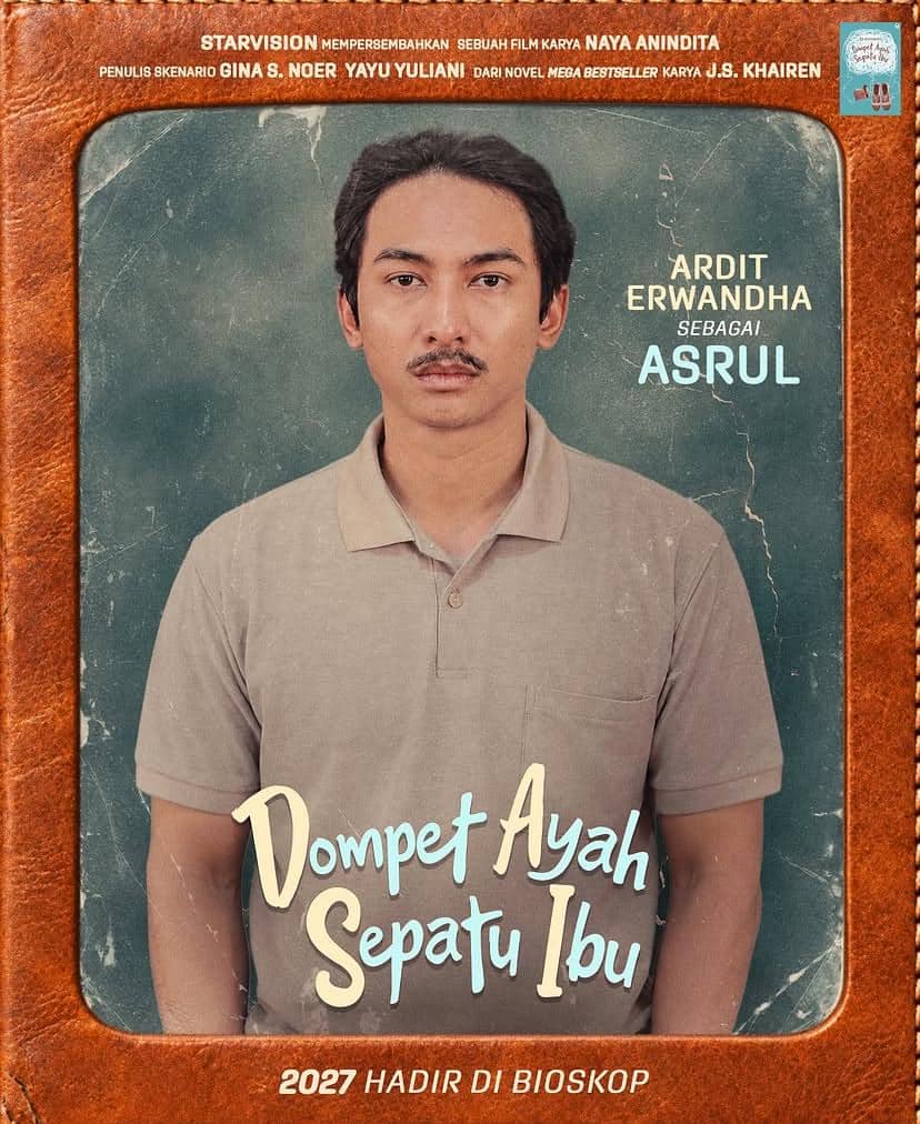 Para pemeran film Dompet Ayah Sepatu Ibu dalam momen pengungkapan jajaran cast melalui unggahan Instagram.