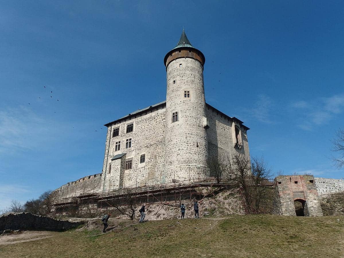 5 Fakta Kunětická Hora Castle, Kastel Abad Pertengahan Republik Ceko