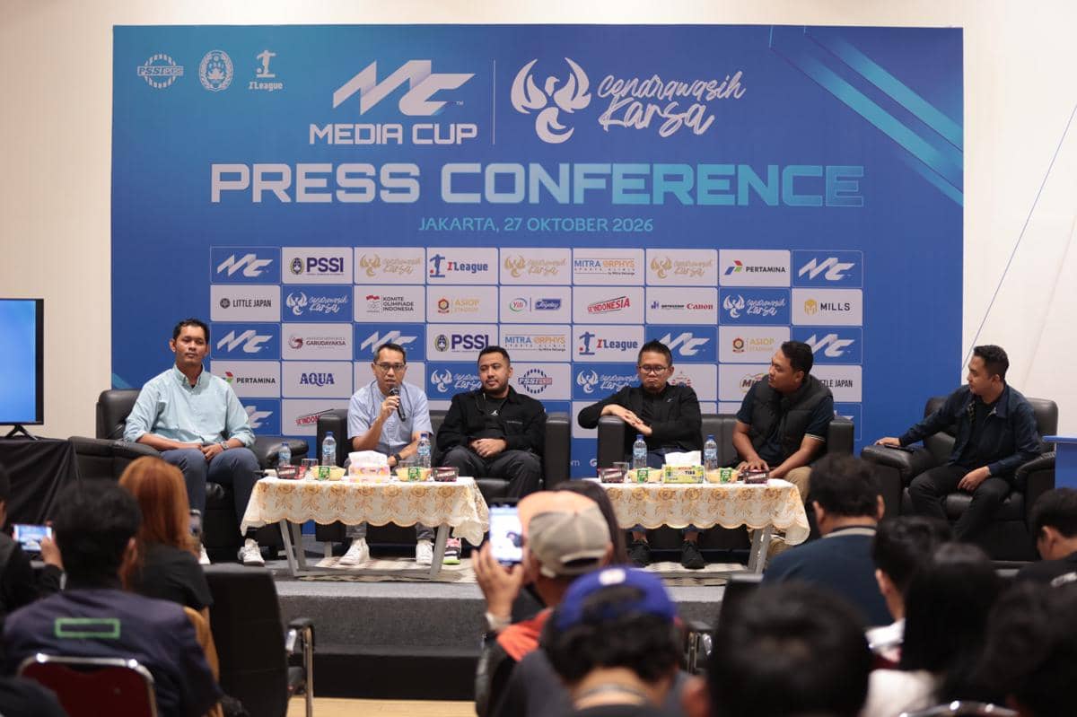 Para perwakilan Cendrawasih Karsa Media Cup 2026 menghadiri sesi jumpa pers bersama media di GBK Arena.