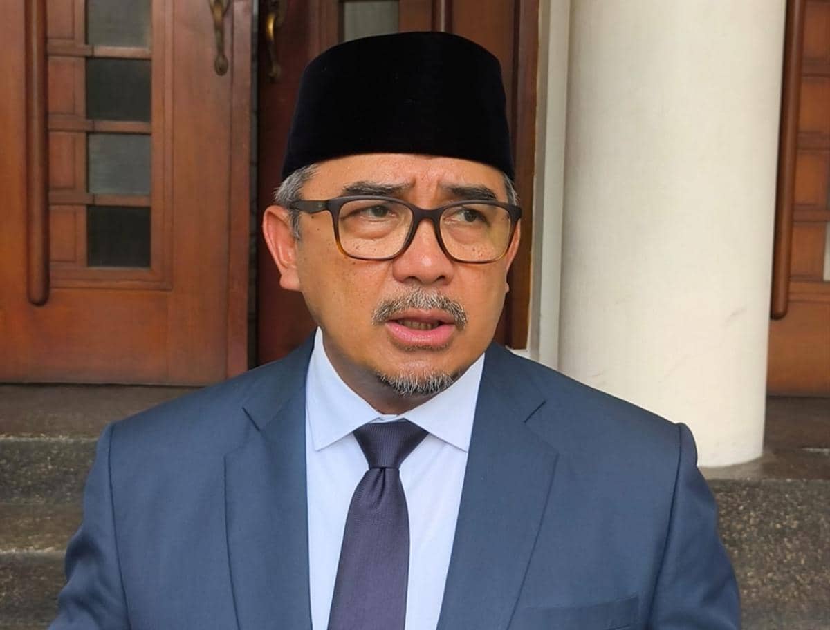 Data Kemiskinan Bandung Dipertanyakan, Farhan Soroti 100 Ribu Warga